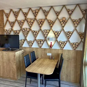 Almberg Apartmán